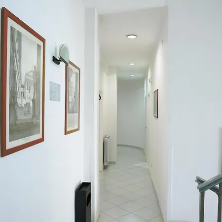 Hotel Calypso 3*