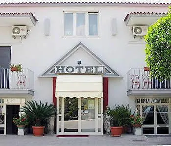 فندق Calypso 3*